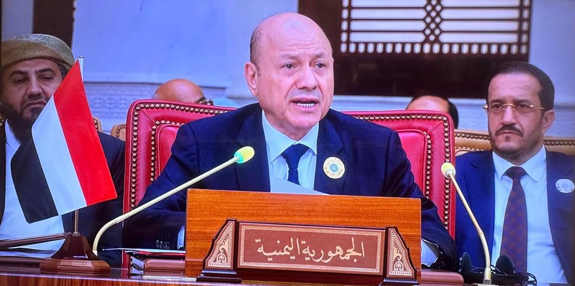 رئيس مجلس القيادة يدعو القادة العرب الى التصدي لمشروع استهداف الدولة الوطنية